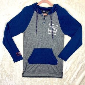 NFL team apparel New England patriots long sleeve hooded t shirt size small